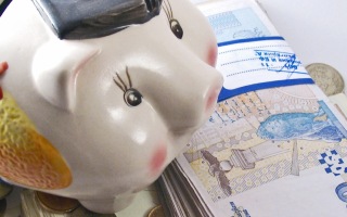 old piggy with money